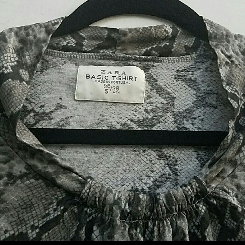 Zara Basic Top - Picture 4 of 5